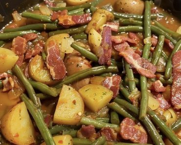 👉Smothered GreenBeans