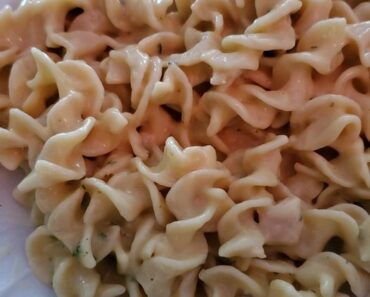 Creamy Egg Noodles with Chicken Sauce