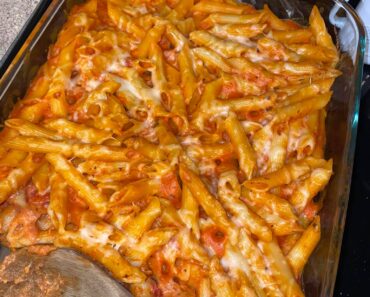 Cheesy Baked Penne Pasta with Alfredo and Spaghetti Sauce