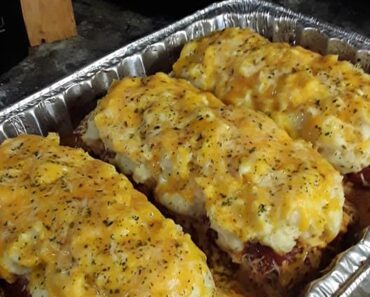 Meatloaf with Mashed Potatoes and Cheese