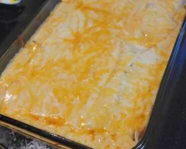 👉 Cheesy BurritoBake