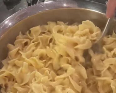 Creamy Cafeteria Noodles