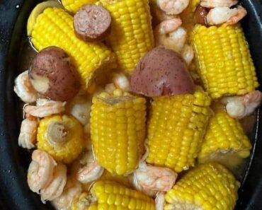 👉Slow Cooker Low Country Boil