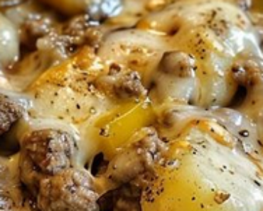 👉Indulgent Slow Cooker Cheesesteak Potato Delight