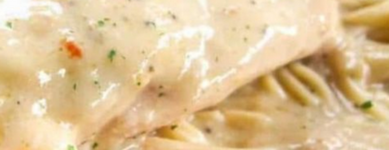 👉Heavenly Crockpot Angel Chicken