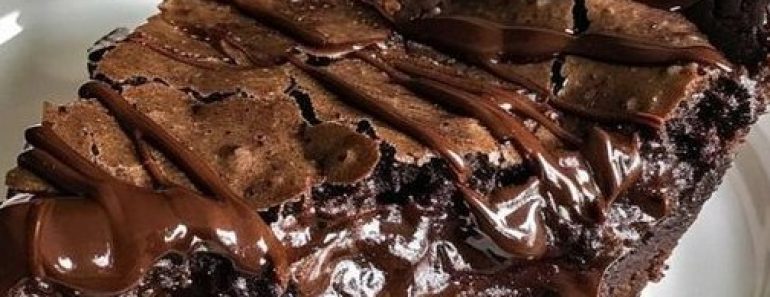 👉Gooey Brownie Pie