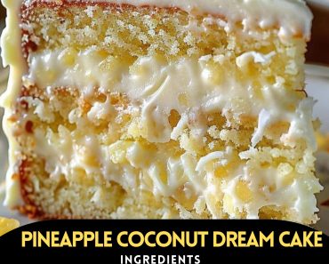 👉Pineapple Coconut Dream Cake