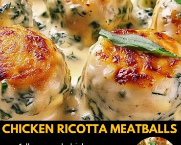 👉Chicken Ricotta Meatballs