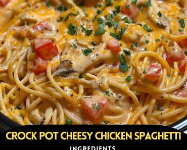 👉CrockPotCheesy Chicken Spaghetti