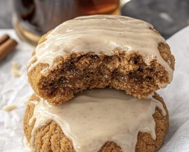 👉PumpkinCookies with Brown Butter Icing