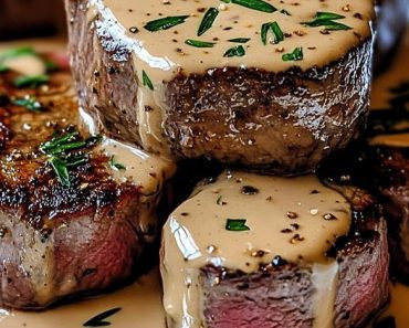 👉PeppercornSteak with Creamy Sauce