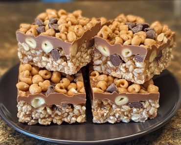 👉HomemadeCrunchBars