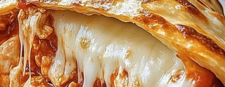👉ChickenParmesan Calzone