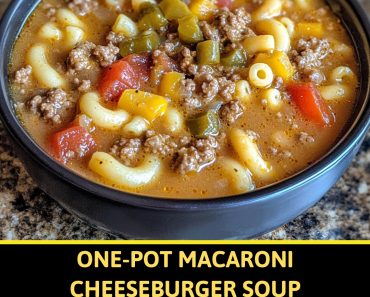 👉One-Pot Macaroni Cheeseburger Soup