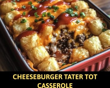 👉Cheeseburger TaterTot Casserole