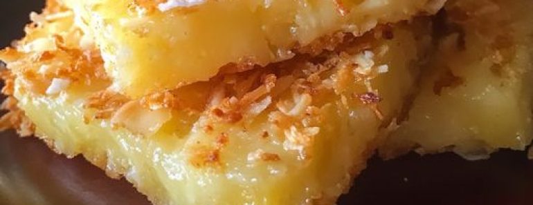 Fried Pineapple with Coconut Crust