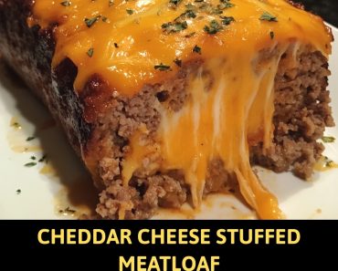 👉Cheddar CheeseStuffed Meatloaf