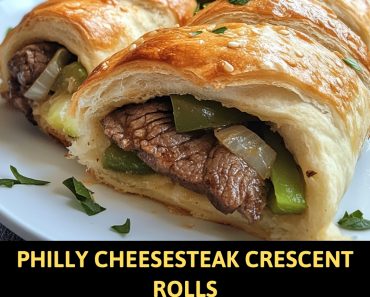 👉Philly Cheesesteak Crescent Rolls