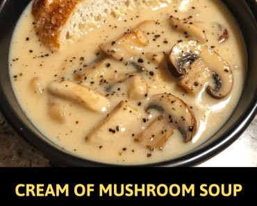 👉Cozy CreamMushroom Soup