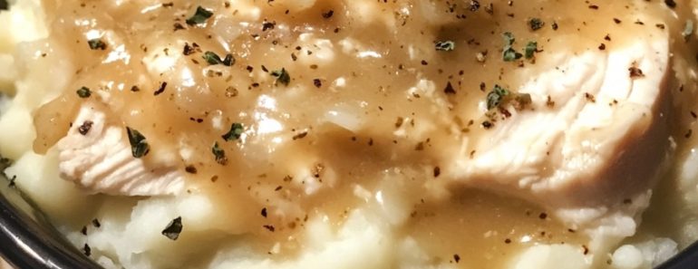 👉Crockpot ChickenGravy