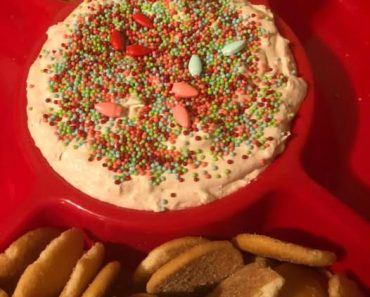 Christmas Tree Cake Dip