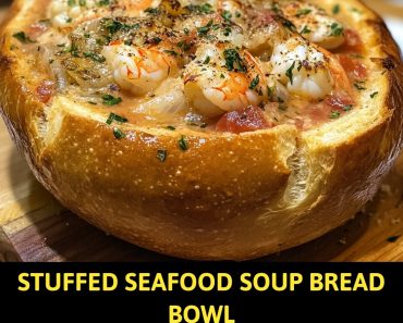 👉StuffedSeafood Soup BreadBowl