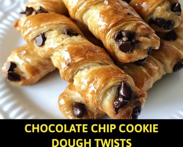 👉Chocolate Chip Cookie Dough Twists