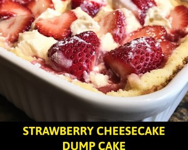 👉Strawberry DumpCake