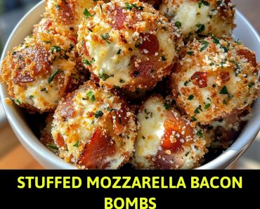 👉MozzarellaBaconBombs