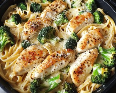 👉ChickenBroccoli Baked Alfredo
